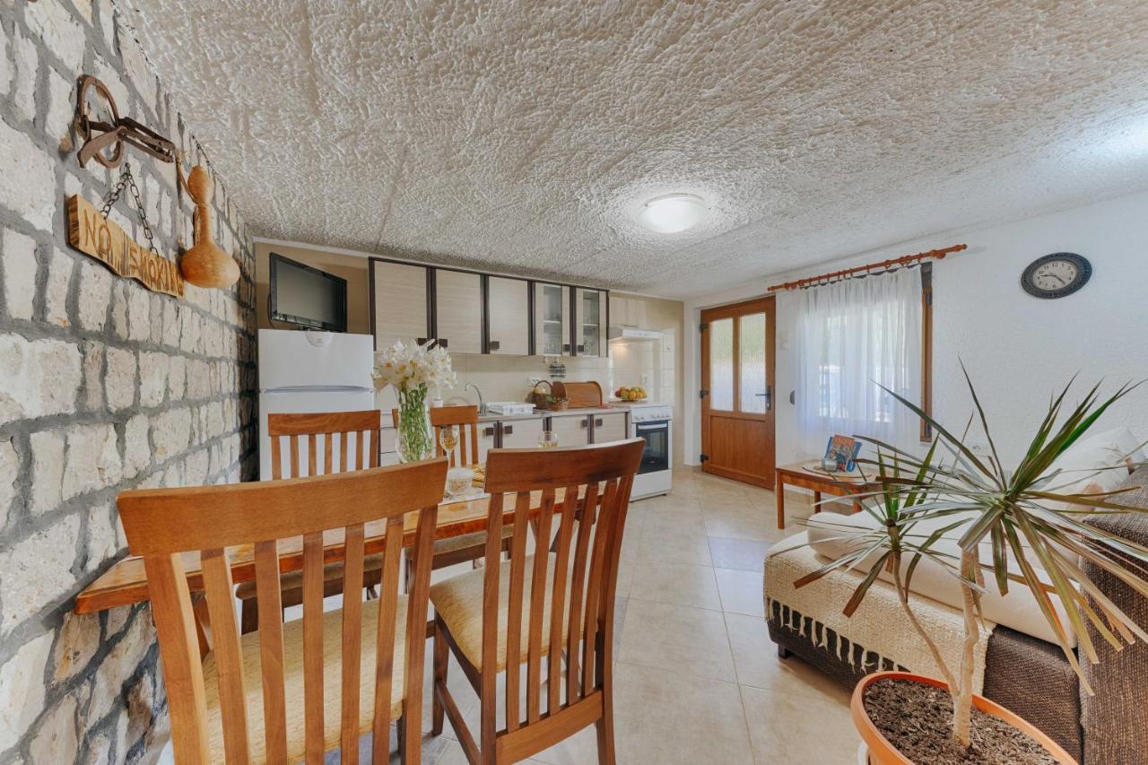 Markovic Village Apartments Ulcinj Eksteriør bilde